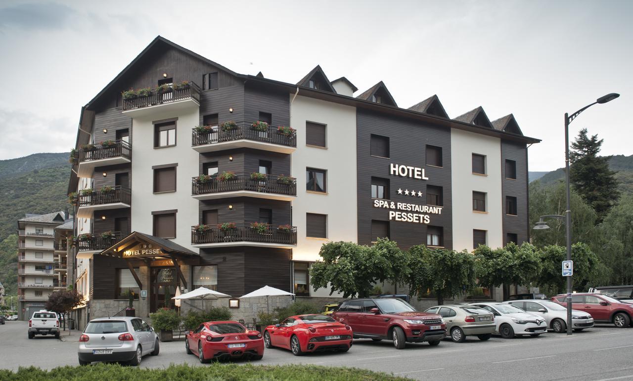 Hotel Restaurant Pessets & Spa Sort Eksteriør bilde